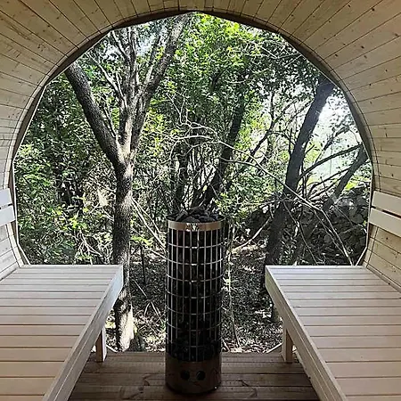 Alojamento de Turismo Selvagem La Canopee Private Nîmes